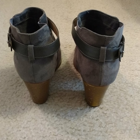 Suede Ladies Ankle Boots - Picture 4 of 6